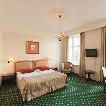 Nh Grand Joanne Hotel