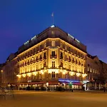 Nh Grand Joanne Отель
