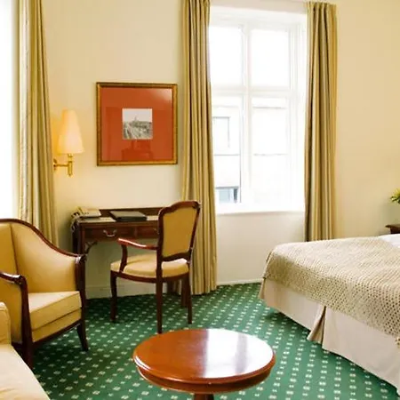 Nh Grand Joanne Hotel
