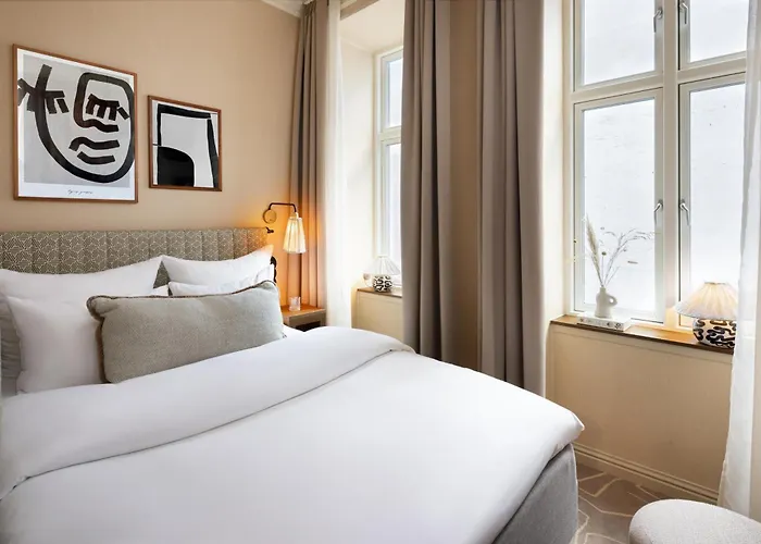 Hotel Nh Grand Joanne 4*