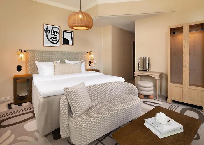 Nh Grand Joanne Hotel 4*