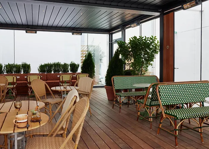 Hotell Nh Grand Joanne 4*
